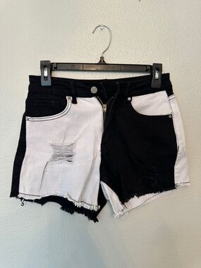 Two-Tone Black & White Distressed Women's Denim Shorts, small